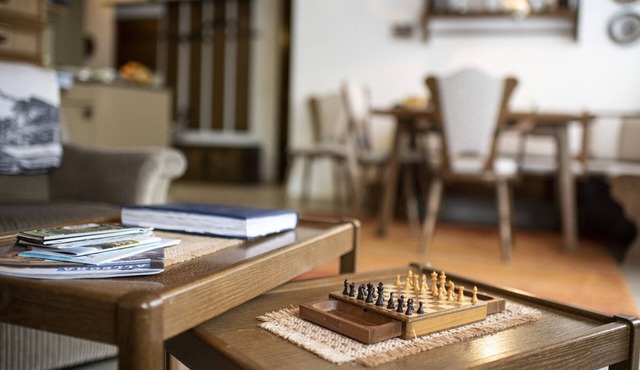 Chasa Serras - Döpper: Ideally located cosy 2.5 room flat