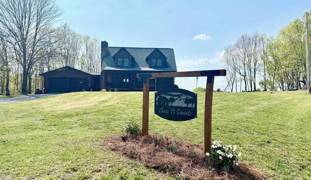 Chase N' Sunsets - NEW Listing, Brow view, between Mentone & Little River Canyon