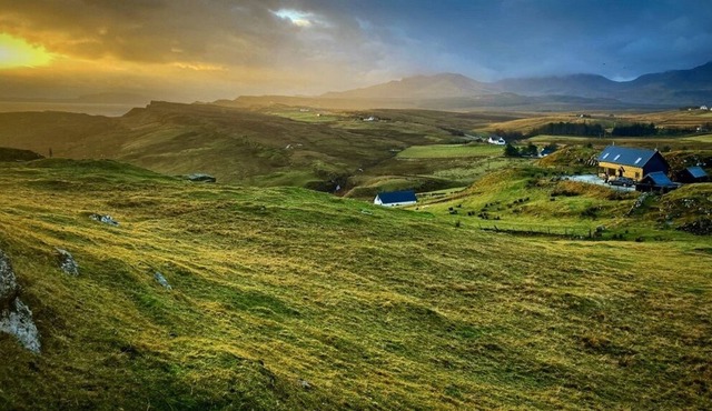 Chasing The Moon Skye, Culnacnoc, Portree, Skye