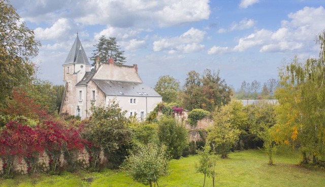 Chateau Alarie - Five Bedroom Castle, Sleeps 15
