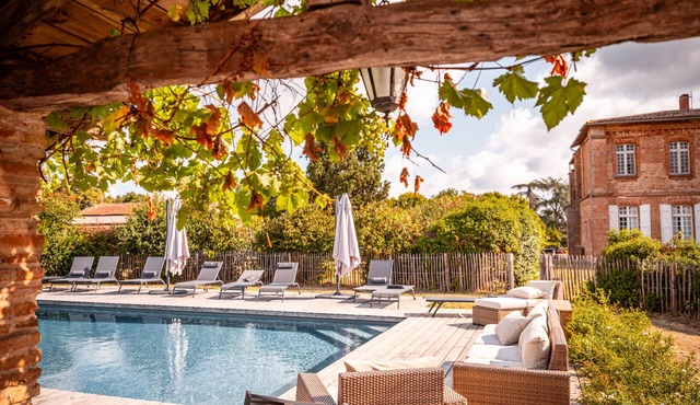 Chateau Beaudesert - Pool - Tennis court - Park