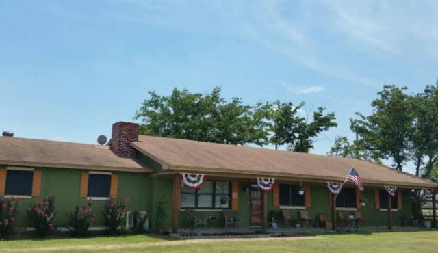 "Chateau Beauregard" country relaxation in Crowley