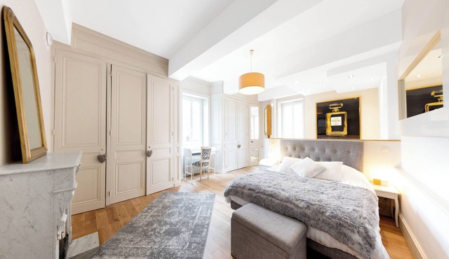 Château Coraline, 15 rooms and spa near Lyon with the peace of the countryside