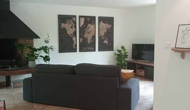 Chateau/Country House