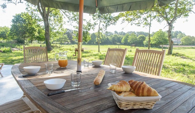 Chateau/Country House