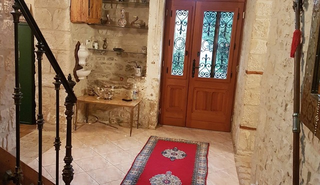 Chateau/Country House