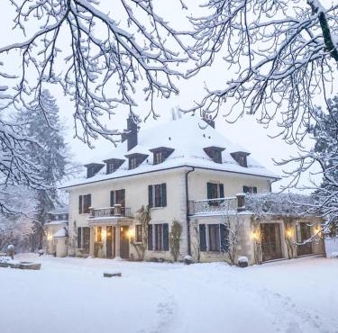 Chateau d 'Echenevex, Geneva