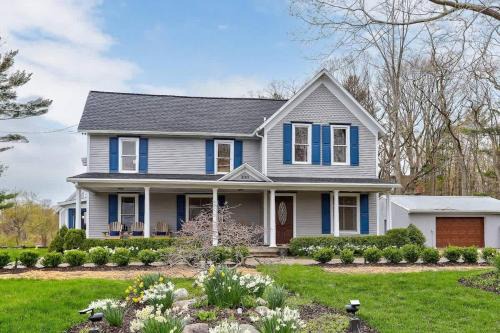 Chateau d'Vine Victorian Farmhouse