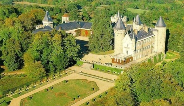 Chateau de Busset