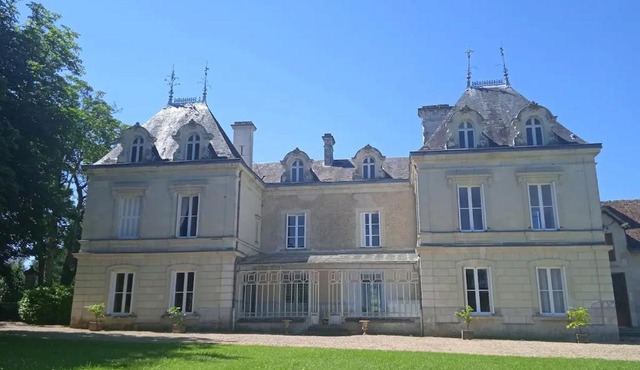 Chateau de Maisonneuve