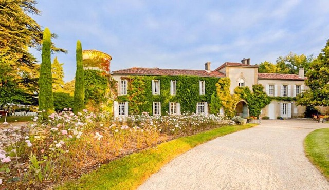 Chateau Des Nuits Blanches Estate