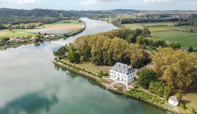 Chateau du Bec du Gave