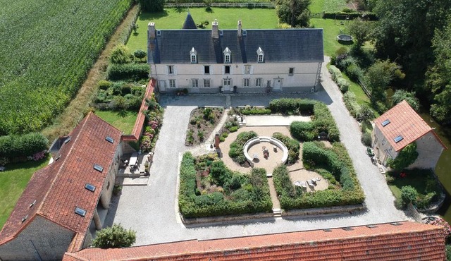 Chateau Le Colombier