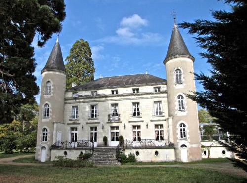 CHATEAU Les VALLÉES