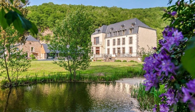 Chateau Meuse - Twentysix Bedroom Castle, Sleeps 60