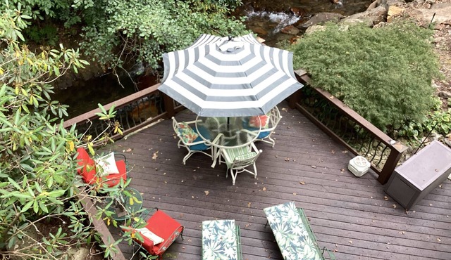 'Chateau on Compass Creek' Quiet Hayesville Escape