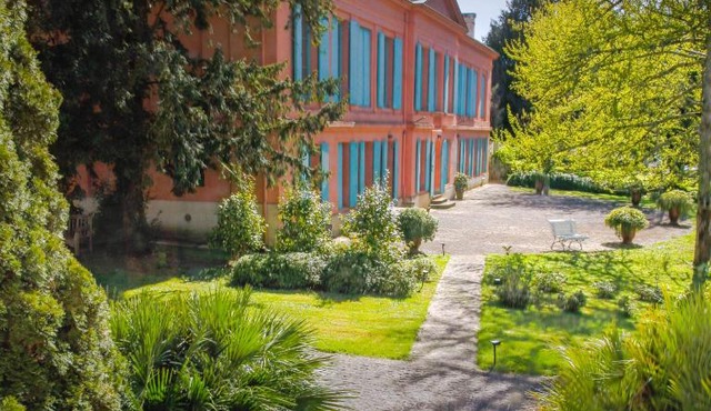Chateau Pont Saint-Martin