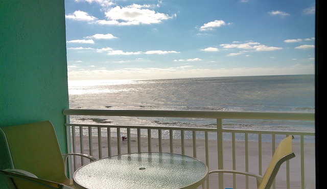 CHATEAUX #507~DIRECT GULF FRONT weather is great!