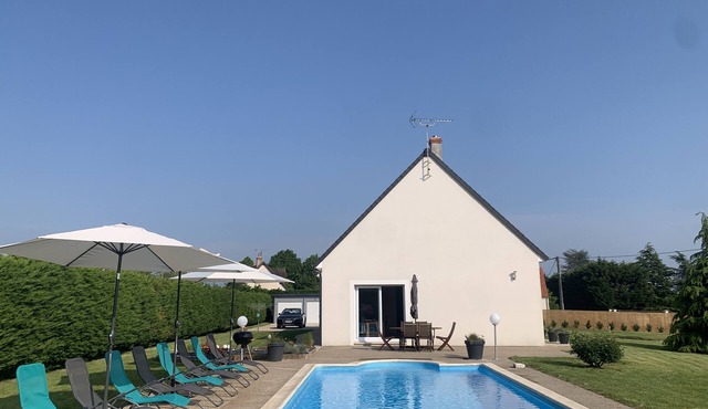 Chateaux de la Loire zoo de beauval villa climate 8+2beds heated pool