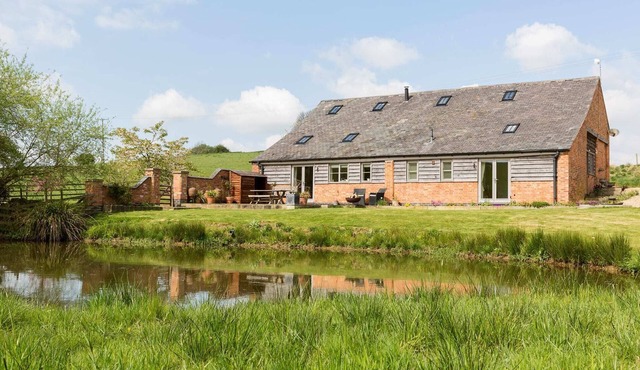 Chater Barn Summary: