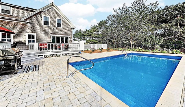 Chatham Family Retreat w/Heated Pool