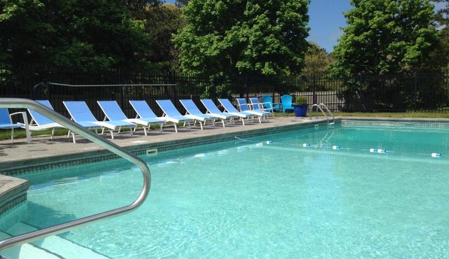 Chatham Seafarer Inn