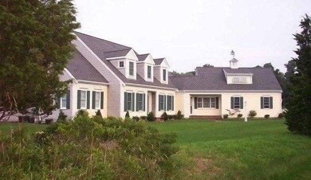 Chatham-Walk to Town/Beach-Multi Family Friendly