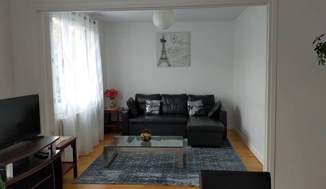 Chatou center - Near Paris - La Défense