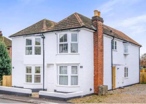 Chaucer House Holiday Home