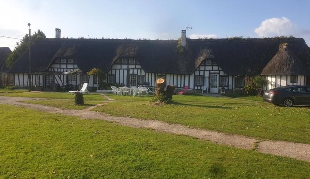 Chaumière du Château d'ô et sa Petite Ferme au Calme a la Campagne