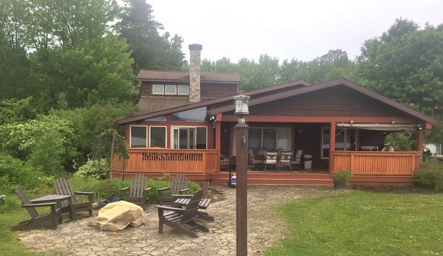 Chautauqua Lake Front home w/75' of lakefront