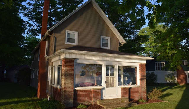 Chautauqua Lakefront Home-Maple Springs-near Bemus, Private Dock, 4BR/3FullBaths