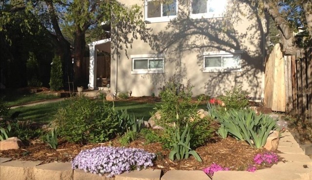 Chautauqua Neighborhood in Central Boulder/Lovely 4 BR/3 BA