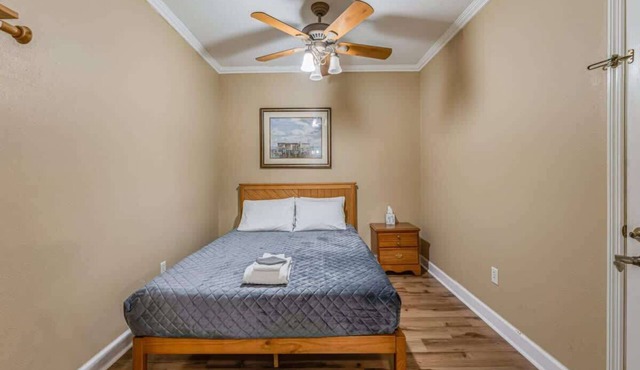 Chaz River Suite