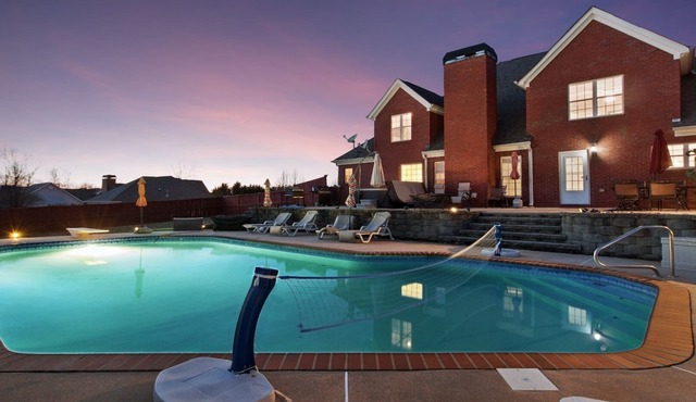 Check Out Our Weekday Specials! If looking to book send a request