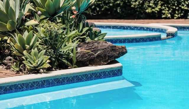 Checkers Resort & Conference Centre