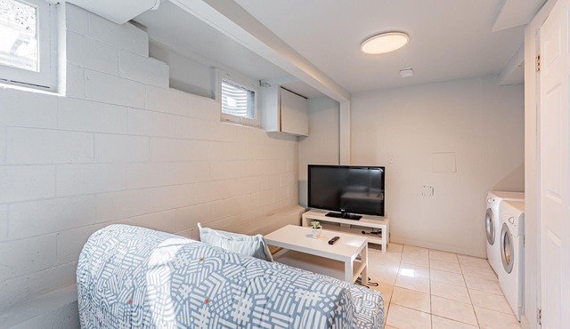 Cheerful 1-bedroom 1-living-room walkout basement