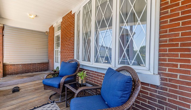 Cheerful 2-bedroom home in the Boro Chambersburg