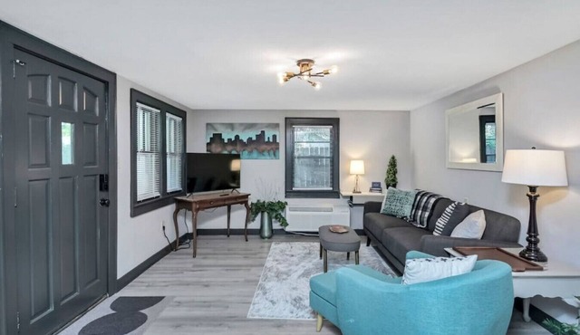 Cheerful 2BR in Earlewood