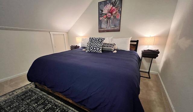 Cheerful 3 Bedroom/3 Bath Home near RDU Airport