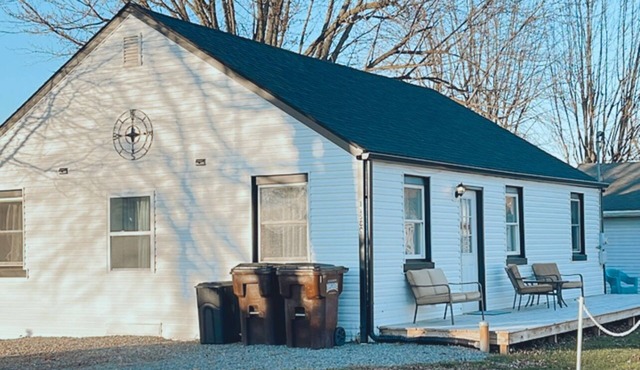 Cheerful 3-Bedroom Home with Indoor Fireplace