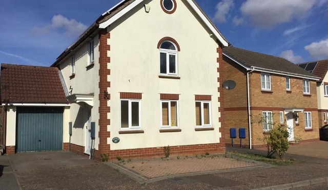 Cheerful 3 bedroom home