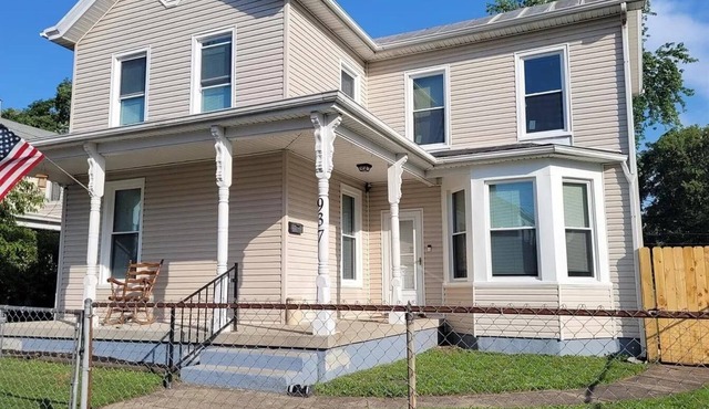 Cheerful 3-bedroom house Sleep 11