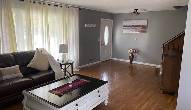 Cheerful 3-bedroom home in Twin Cities