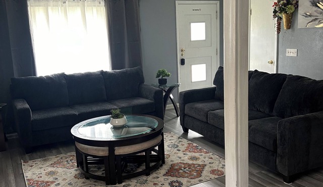 Cheerful 3-Bedroom Westgate Ranch