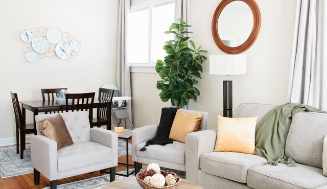 Cheerful 3BR Retreat | Cozy & Convenient