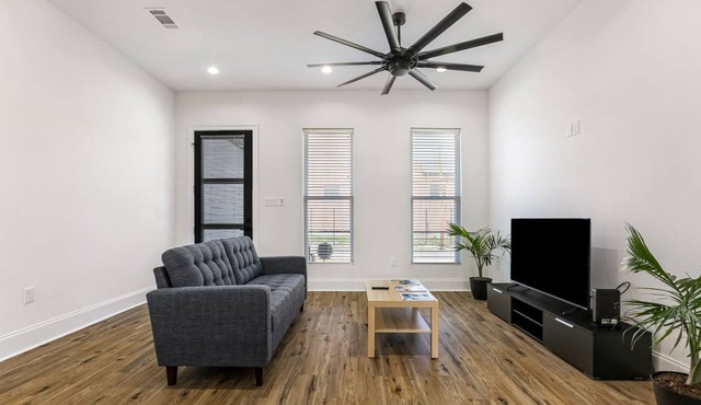 Cheerful 4-bedroom home