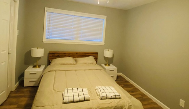 Cheerful 4 bedroom home that sleep 14 in Houston