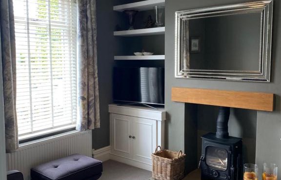 Cheerful and spacious 3 bed home in Clitheroe