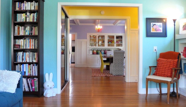 Cheerful, Central 3BR Close to Everything